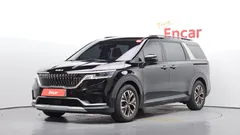 2023 Kia Carnival Diesel 9-Seater Prestige — фото 1