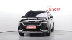 2023 Kia Carnival Diesel 9-Seater Prestige — фото 3