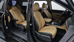 2023 Kia Carnival Diesel 9-Seater Prestige — фото 11