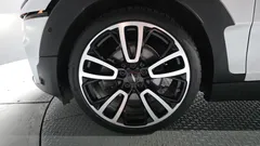 2022 Mini Clubman Shadow Edition — фото 5