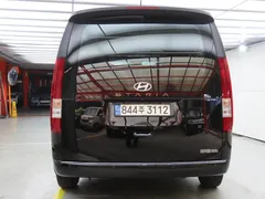 2023 Hyundai Staria Cargo 5-Seater — фото 3
