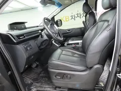 2023 Hyundai Staria Cargo 5-Seater — фото 6