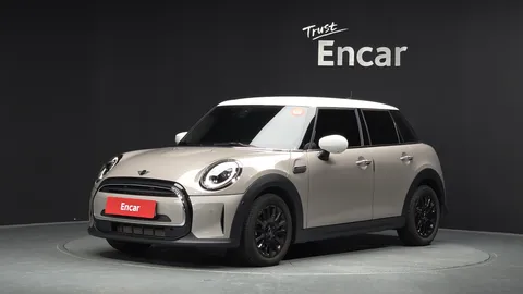 2024 Mini Cooper 5Door Classic