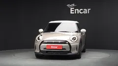 2024 Mini Cooper 5Door Classic — фото 3