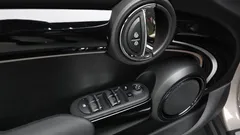 2024 Mini Cooper 5Door Classic — фото 18