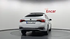 2023 Volkswagen Jetta 1.5 TSI Prestige — фото 4