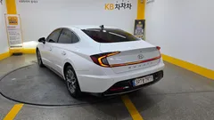 2022 Hyundai Sonata 2.0 — фото 2