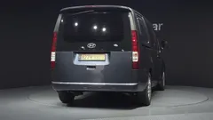 2023 Hyundai Staria Cargo 5-Seater, серый — фото 4