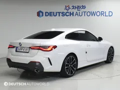 2024 BMW 4-Series 420i M Sport Coupe — фото 3