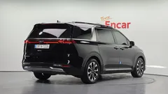 2023 Kia Carnival Diesel 9-Seater Signature — фото 2