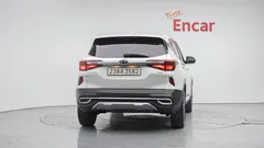 2021 Kia Seltos Gasoline 1.6 Turbo 2WD, белый — фото 4