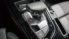 2021 Audi A4 40 TDI Quattro Premium, чёрный — фото 9