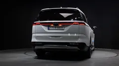 2023 Kia Carnival Diesel 7-Seater Signature — фото 4