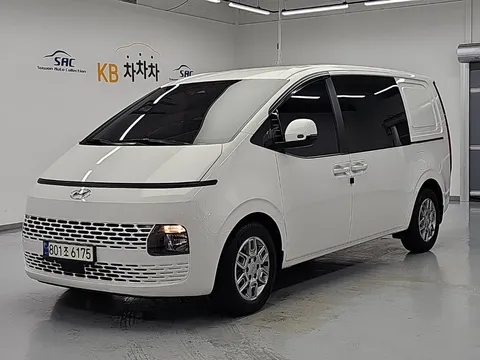 2022 Hyundai Staria Cargo 5-Seater