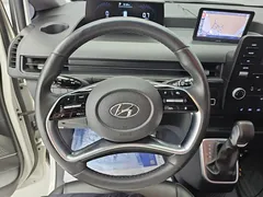 2022 Hyundai Staria Cargo 5-Seater — фото 9