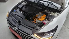 2022 Hyundai Sonata Premium Plus, белый — фото 6