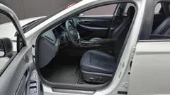 2022 Hyundai Sonata Premium Plus, белый — фото 10