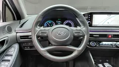 2022 Hyundai Sonata Premium Plus, белый — фото 15