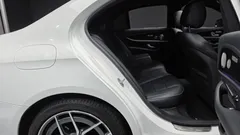 2022 Mercedes-Benz E-Class E220d 4MATIC AMG Line — фото 11