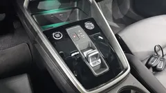 2023 Audi A3 40 TFSI Premium, белый — фото 9