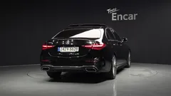 2023 Mercedes-Benz C-Class C300 4MATIC AMG Line — фото 4