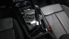 2021 Audi A4 45 TFSI Quattro Premium, чёрный — фото 9