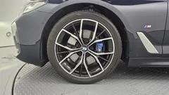 2022 BMW 5-Series 530i M Sport Package — фото 5