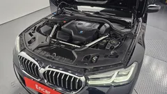 2022 BMW 5-Series 530i M Sport Package — фото 6