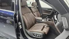 2022 BMW 5-Series 530i M Sport Package — фото 12