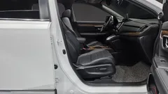2022 Honda CR-V 2.0 Hybrid Touring 4WD — фото 11