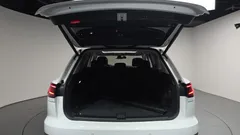 2023 Volkswagen Touareg 3.0 TDI Premium, белый — фото 20
