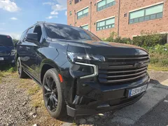 2023 ChevroletGMDaewoo Tahoe 6.2 Dark Knight 4WD, чёрный — фото 2
