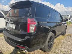 2023 ChevroletGMDaewoo Tahoe 6.2 Dark Knight 4WD, чёрный — фото 3