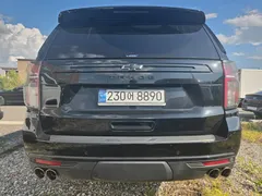 2023 ChevroletGMDaewoo Tahoe 6.2 Dark Knight 4WD, чёрный — фото 4