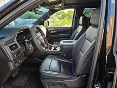 2023 ChevroletGMDaewoo Tahoe 6.2 Dark Knight 4WD, чёрный — фото 5