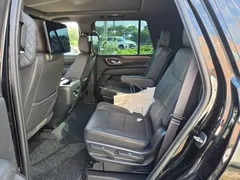 2023 ChevroletGMDaewoo Tahoe 6.2 Dark Knight 4WD, чёрный — фото 6