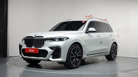 2022 BMW X7 xDrive 40i M Sport 6STR