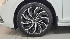 2022 Volkswagen Golf 2.0 TDI Prestige — фото 5