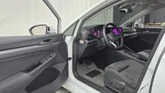 2022 Volkswagen Golf 2.0 TDI Prestige — фото 10