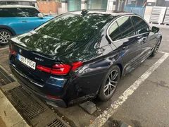 2023 BMW 5-Series 520i M Sport — фото 7