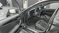 2022 BMW 5-Series 530i M Sport Package — фото 10
