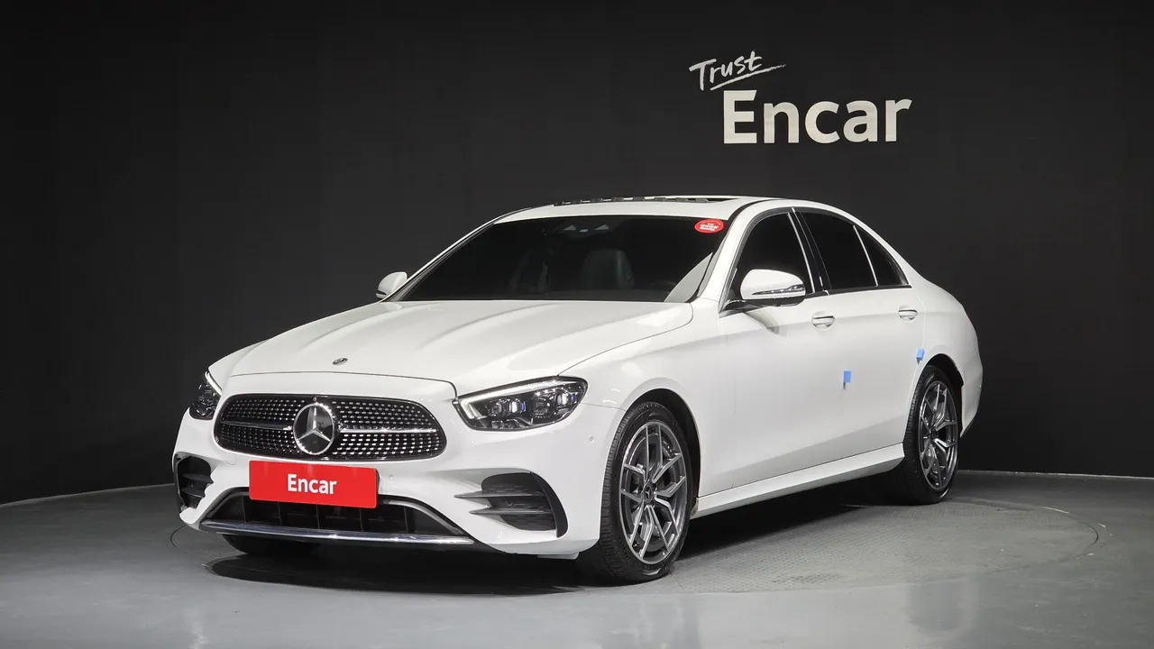 2022 Mercedes-Benz E-Class E220d 4MATIC AMG Line