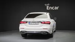 2022 Mercedes-Benz E-Class E220d 4MATIC AMG Line — фото 4