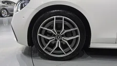 2022 Mercedes-Benz E-Class E220d 4MATIC AMG Line — фото 5