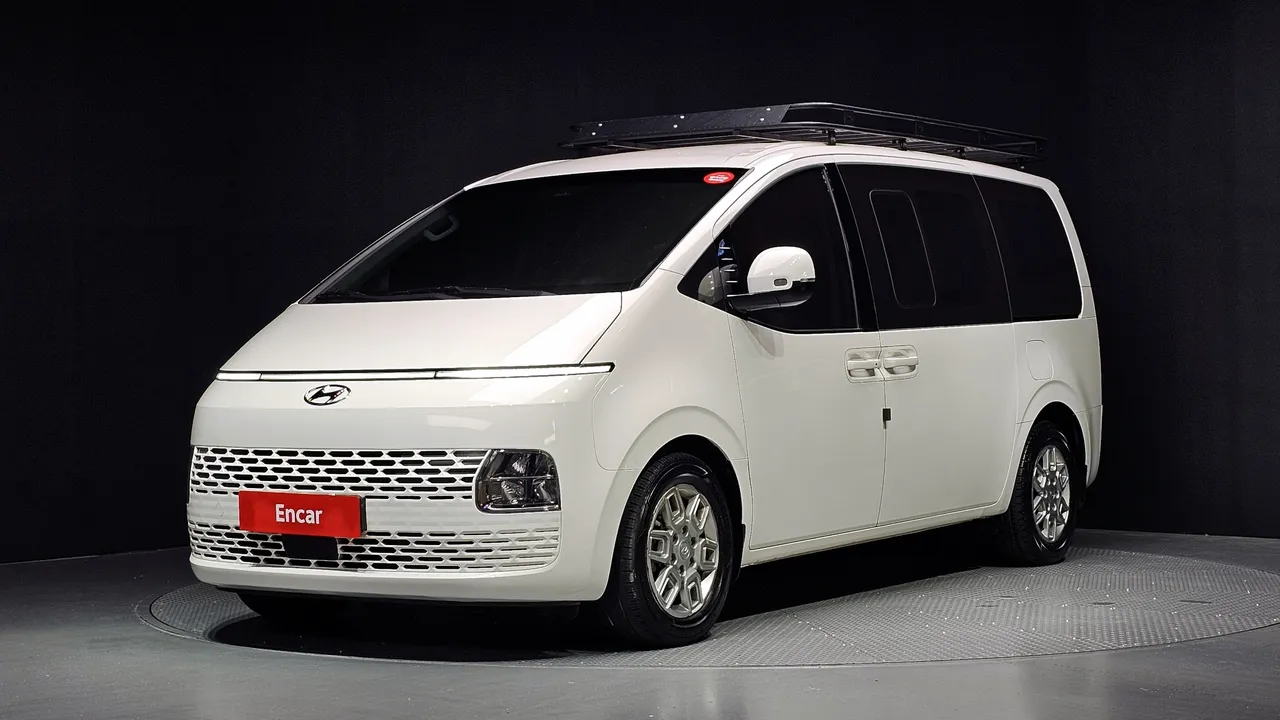 2023 Hyundai Staria L3.5 Cargo 5-Seater