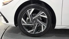 2024 Hyundai AVANTE 1.6, белый — фото 5