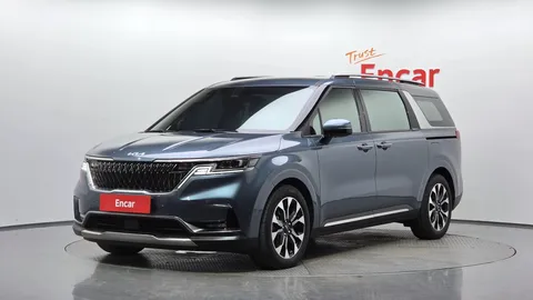 2023 Kia Carnival Gasoline 7-Seater Outdoor