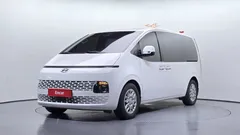 2023 Hyundai Staria 4WD Tourer 11-Seater — фото 1