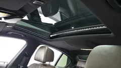 2022 BMW 5-Series 530e M Sport, белый — фото 17