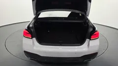 2022 BMW 5-Series 530e M Sport, белый — фото 20